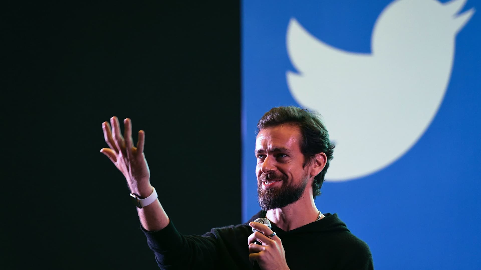 De poder hacerse multimillonario con su Nft a perder 2.9 millones de euros , esta es la historia que le pasó a jack dorsey.